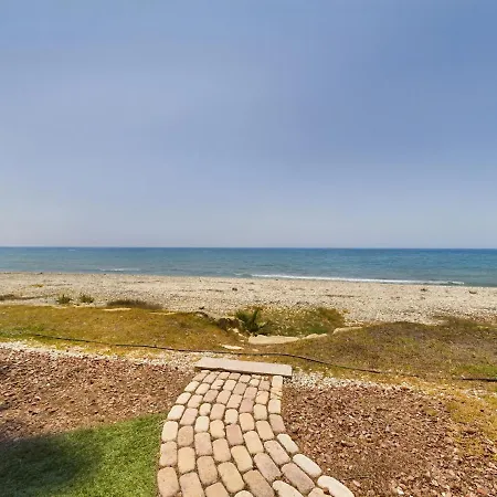 Fabulous Front House With Pool Villa