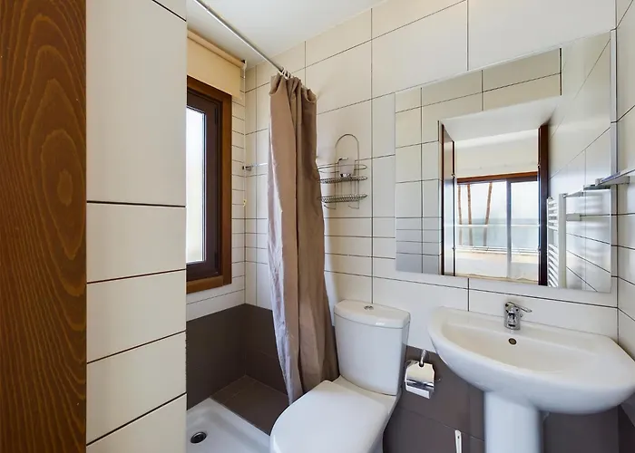 Villa Fabulous Front House With Pool *