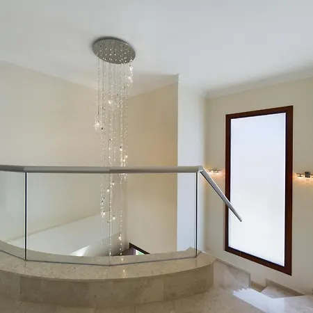 Fabulous Front House With Pool