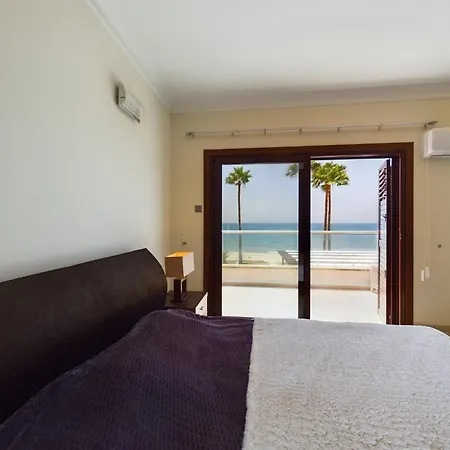 Willa Fabulous Front House With Pool