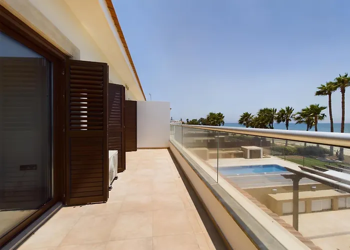 Willa Fabulous Front House With Pool *