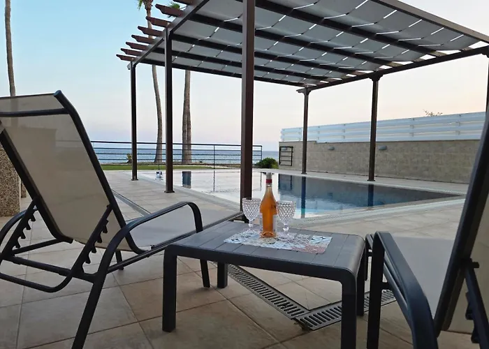 Willa Fabulous Front House With Pool