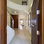 Fabulous Front House With Pool Villa Larnaca
